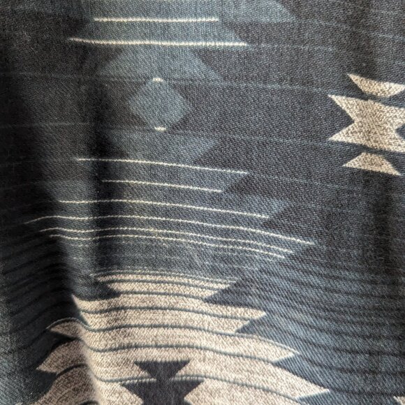 Flannel Button Down Aztec Southwestern Cotton Size Medium - Picture 3 of 9